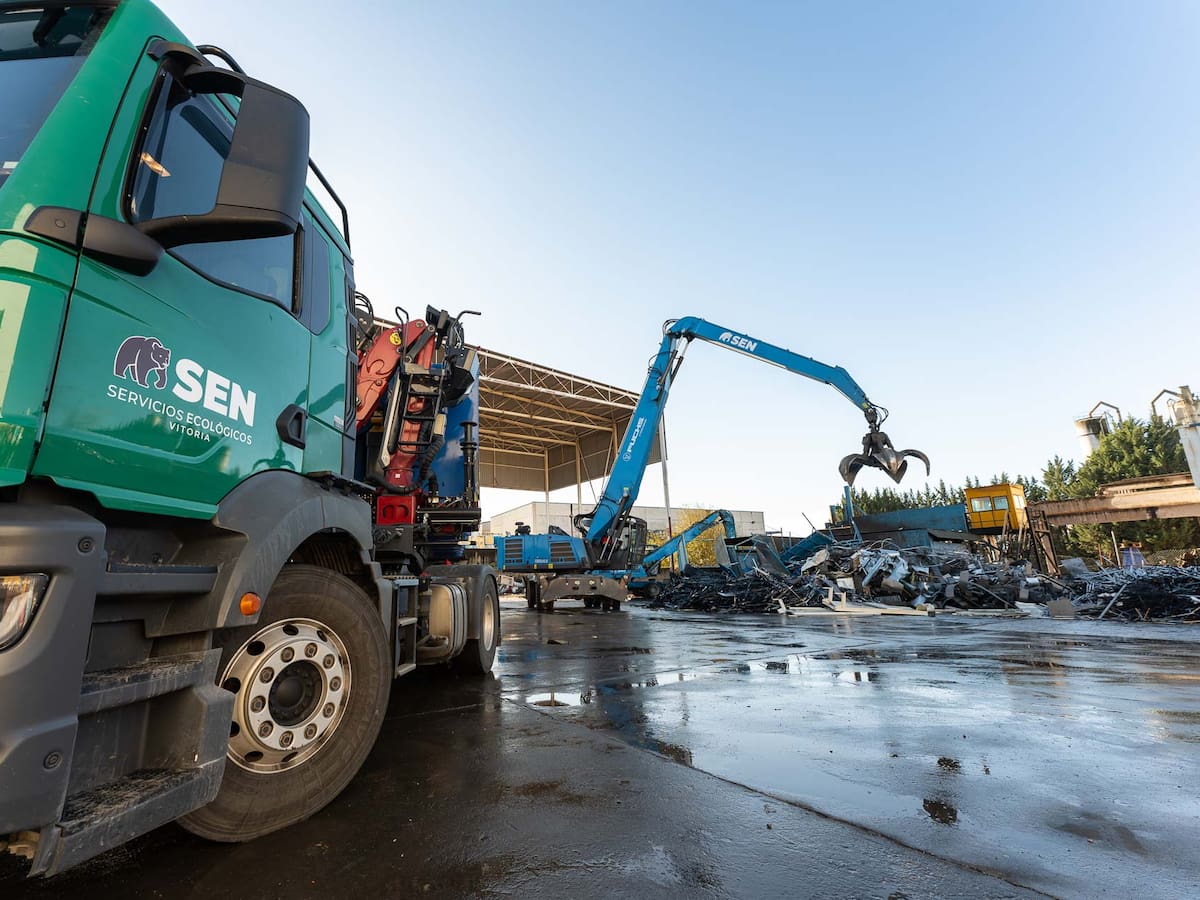 La navarra SEN se expande en Euskadi con la compra de una planta de reciclado en Vitoria