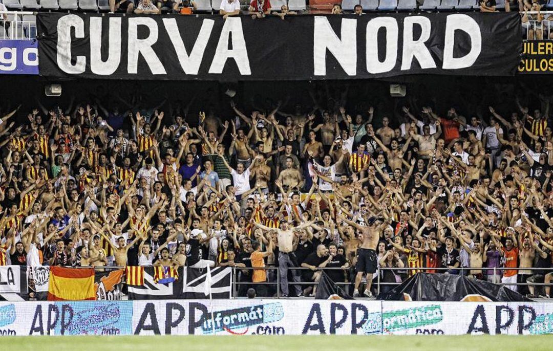 Curva Nord en Mestalla.