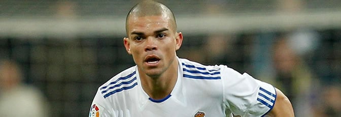 Pepe, durante un partido