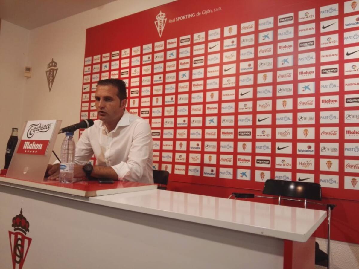 Baraja: "Hay muchas ganas de volver a jugar en El Molinón"