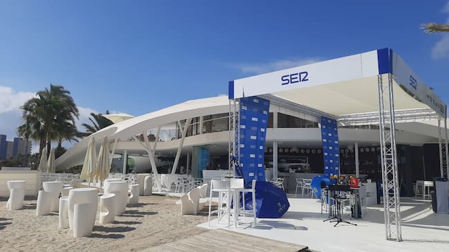 La Radio al Sol 2023 desde Collados Beach