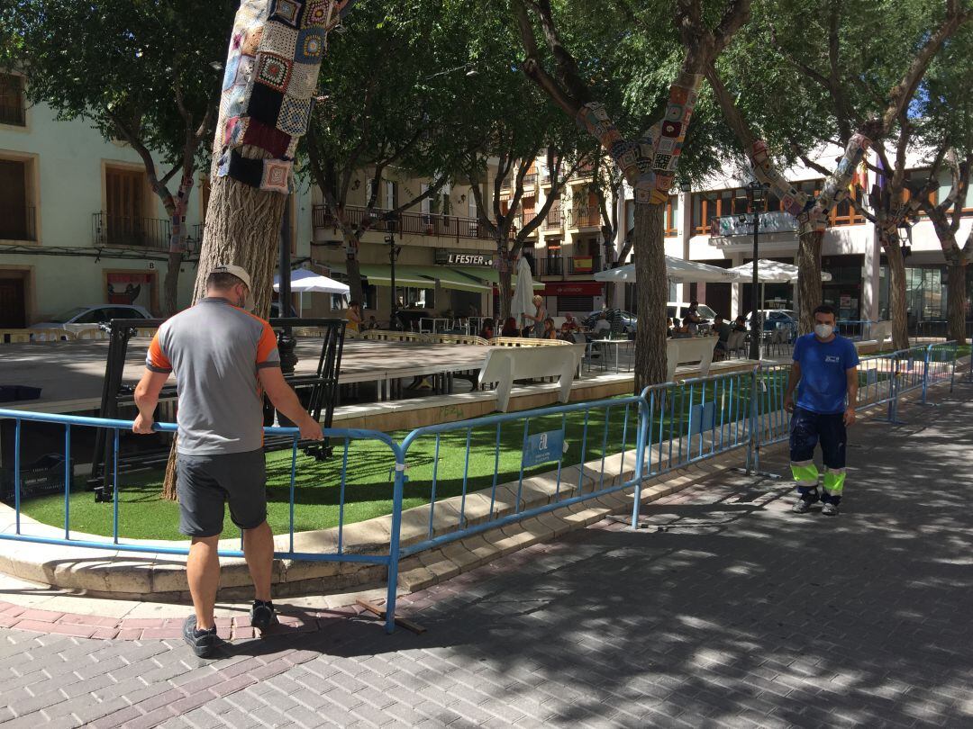 Cierre Plaça de Baix de Petrer 