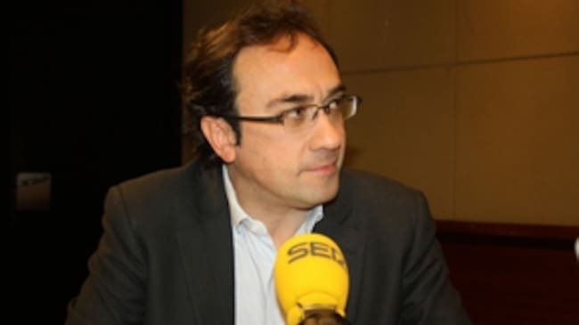 El secretari d'organització de CDC, Josep Rull, als estudis de Ràdio Barcelona