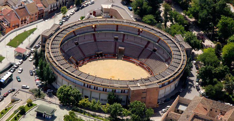 Vista aérea de la Plaza de Toros de Jaén.