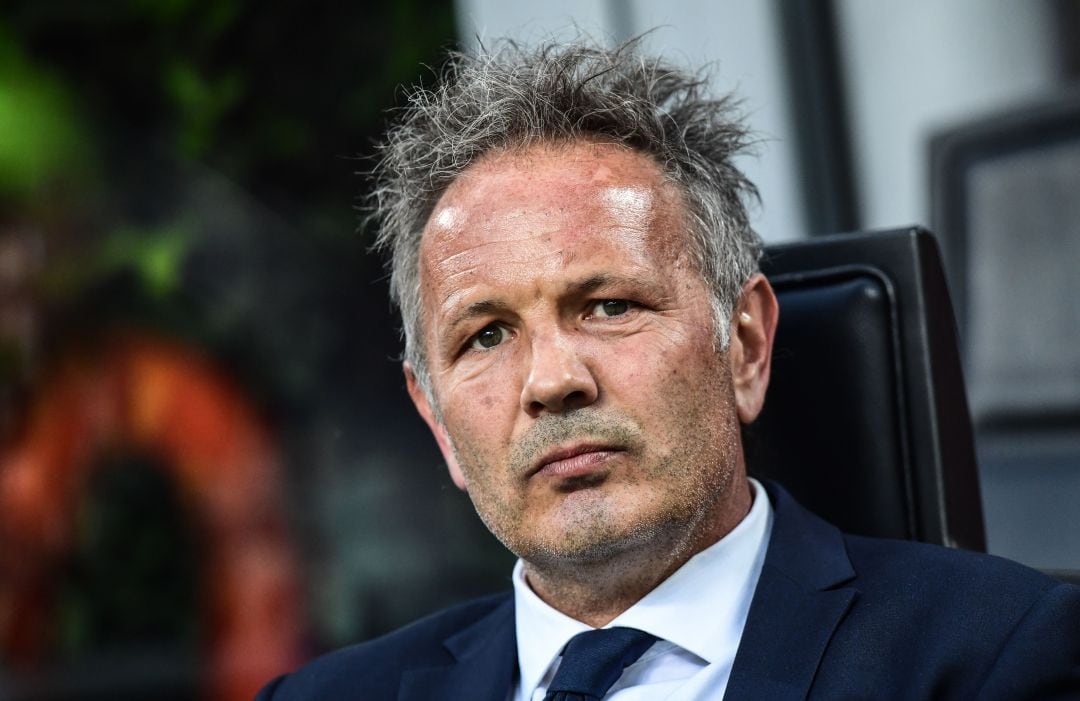 Mihajlovic en el banquillo del Juventus Stadium