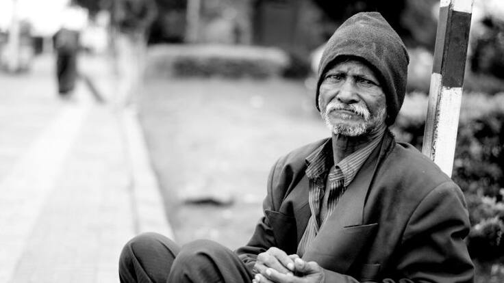 Luis: "Ofrecí un café a una persona sin hogar y la encargada del supermercado me lo recriminó"