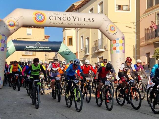 Salida de la BTT Paradise Bike de Castejón de Valdejasa