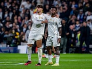 Raúl Asencio y Vinicius Júnior, jugadores del Real Madrid