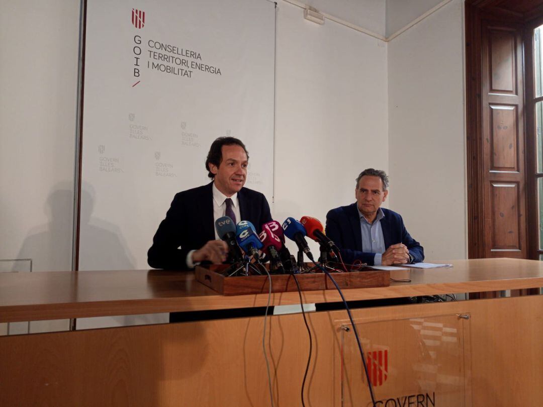 El conseller de Movilidad, Marc Pons, en rueda de prensa.