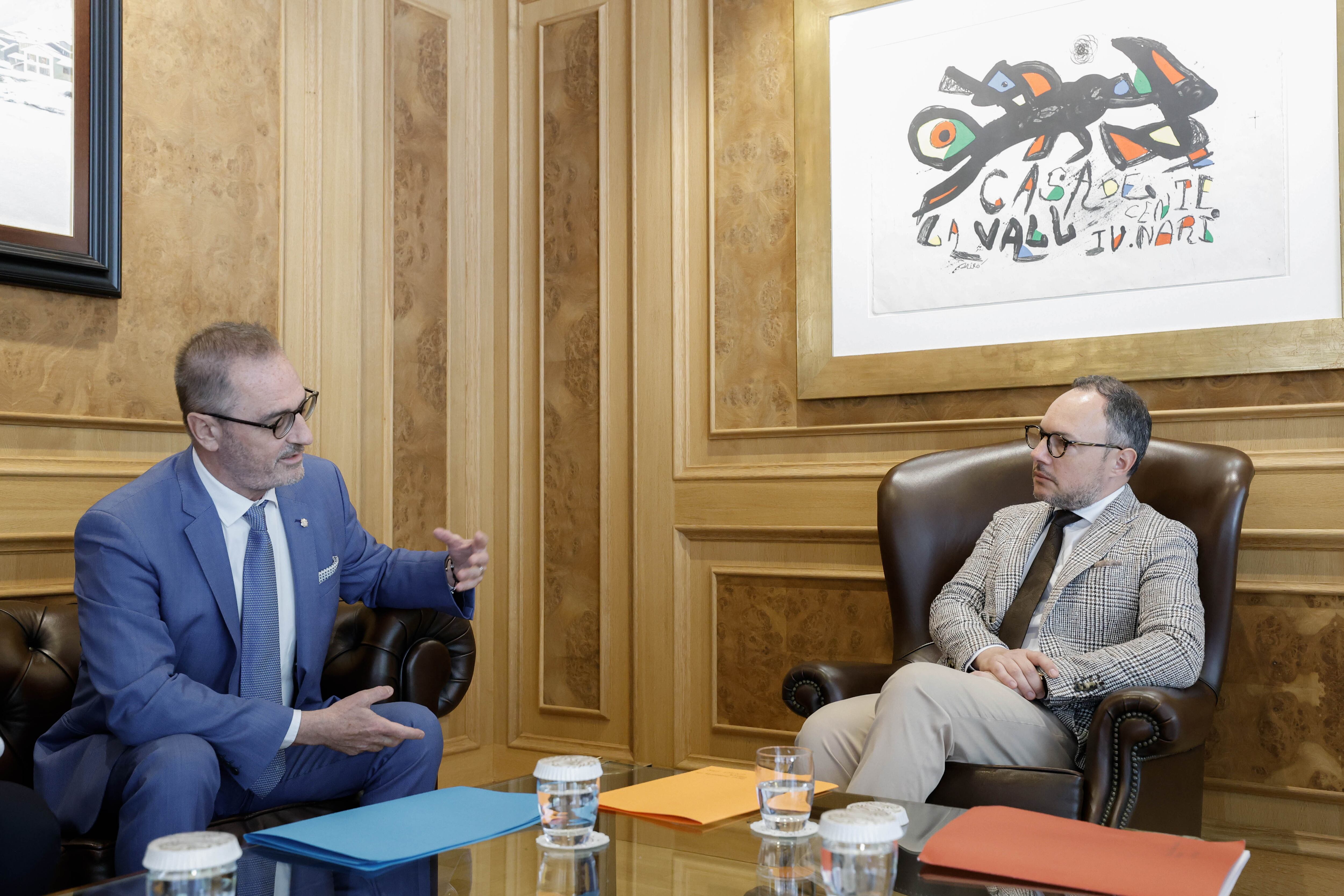 Reunió del cap de Govern, Xavier Espot, amb el nou ambaixador de França a Andorra, Nicolas Eybalin.