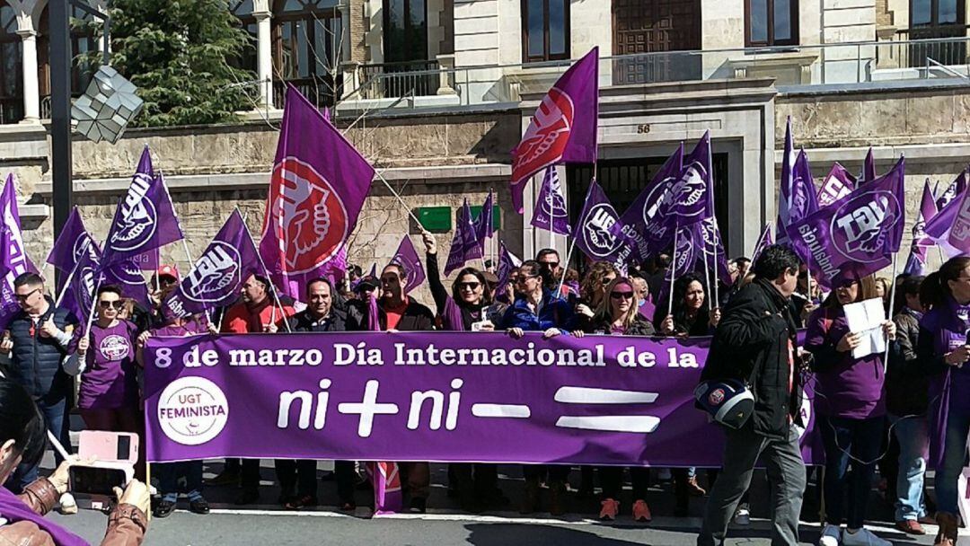 Manifestación a la entrada de Gran Vía