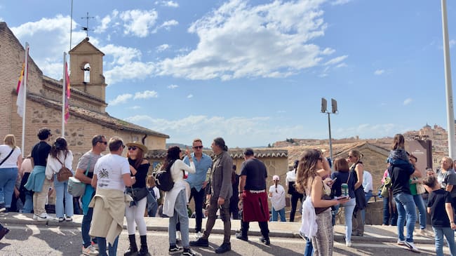 Miles de personas se vuelven a congregar en la Romería del Valle de Toledo