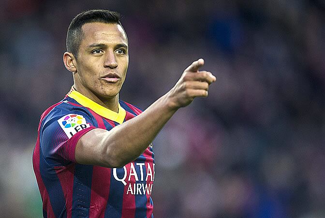 Alexis celebra uno de sus tres goles ante el Elche