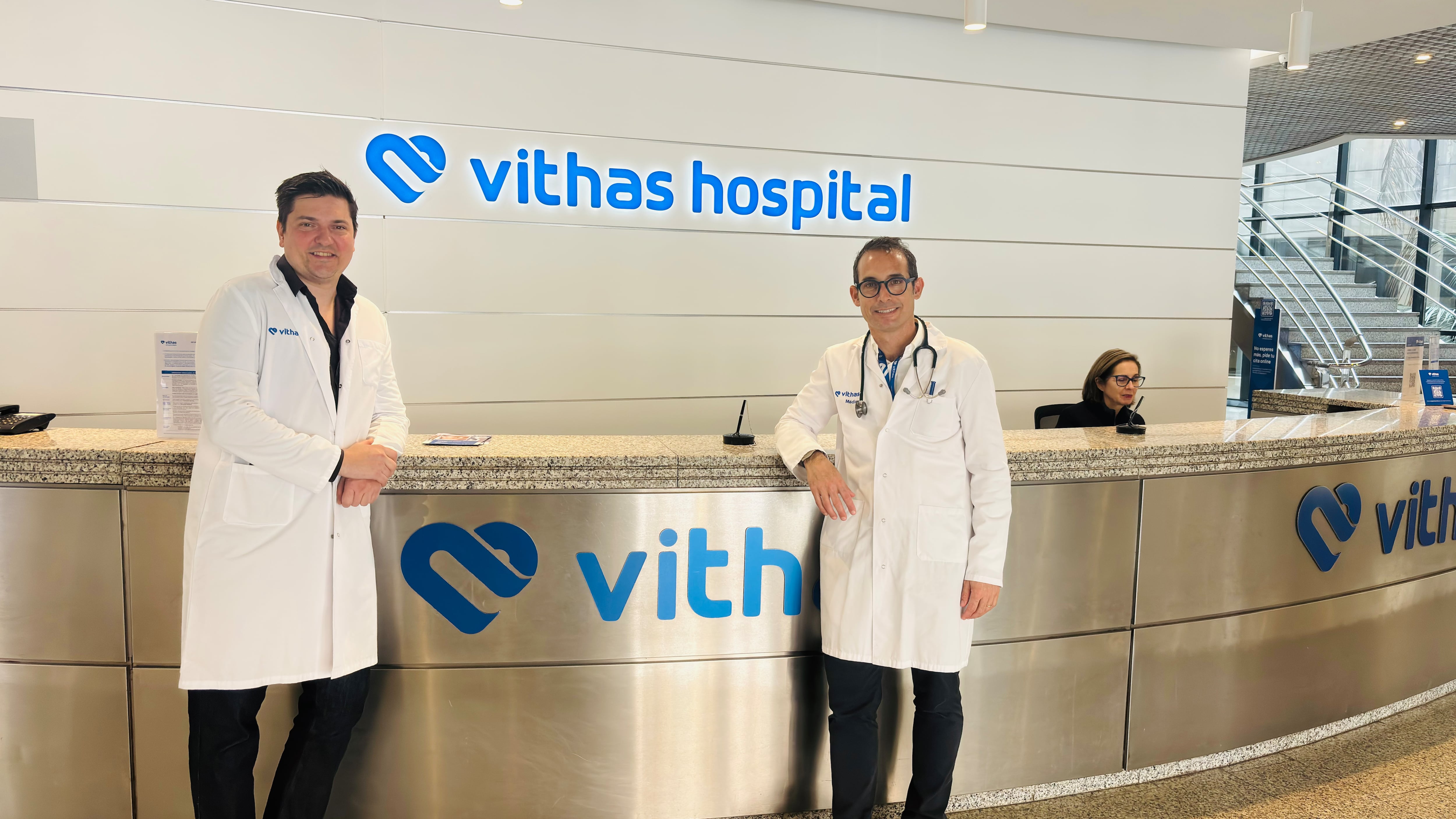 Igor Romaniouk, nefrólogo del Hospital Vithas Valencia 9 de Octubre, y doctor Ignacio Sánchez Lázaro, responsable de la Unidad de Cardiología de Vithas Valencia 9 de Octubre