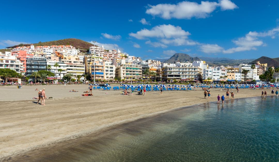 Playa de la Bahía de Los Cristianos, en Arona