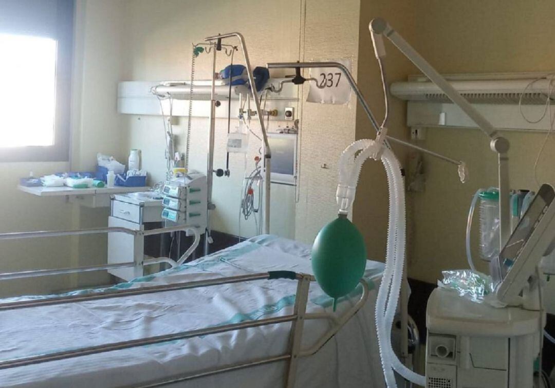 Una de las UCIS extra habilitadas en el Hospital Clínico de Zaragoza