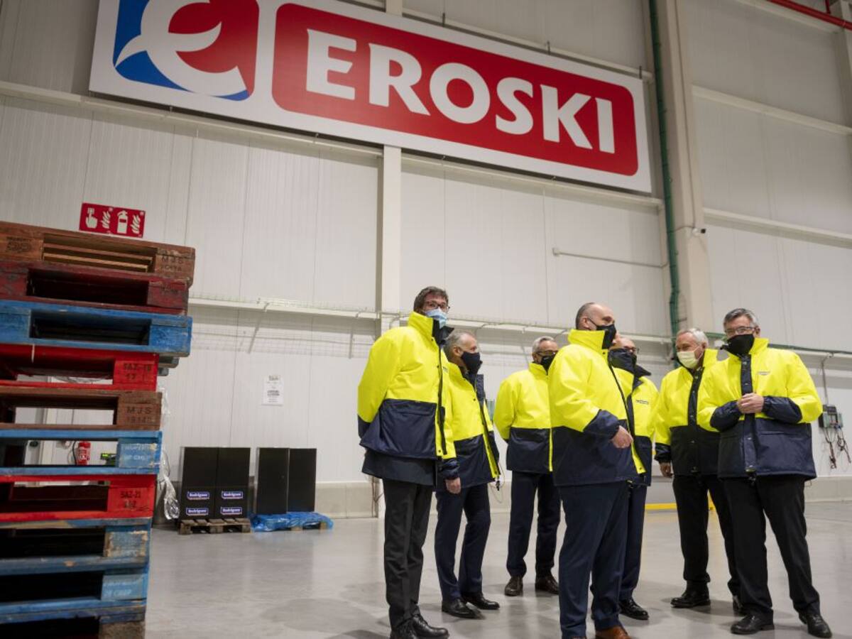 Vitoria estrena el gran frigorífico de Eroski para la zona norte