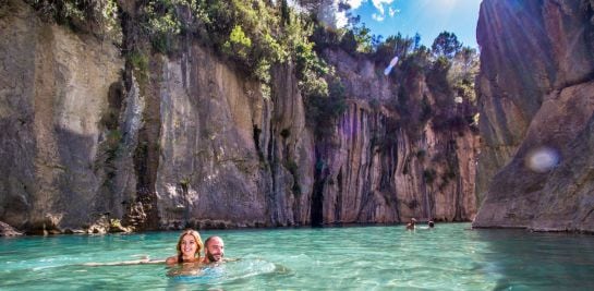 Agua a 25 grados todo el año en Fuente de los Baños.