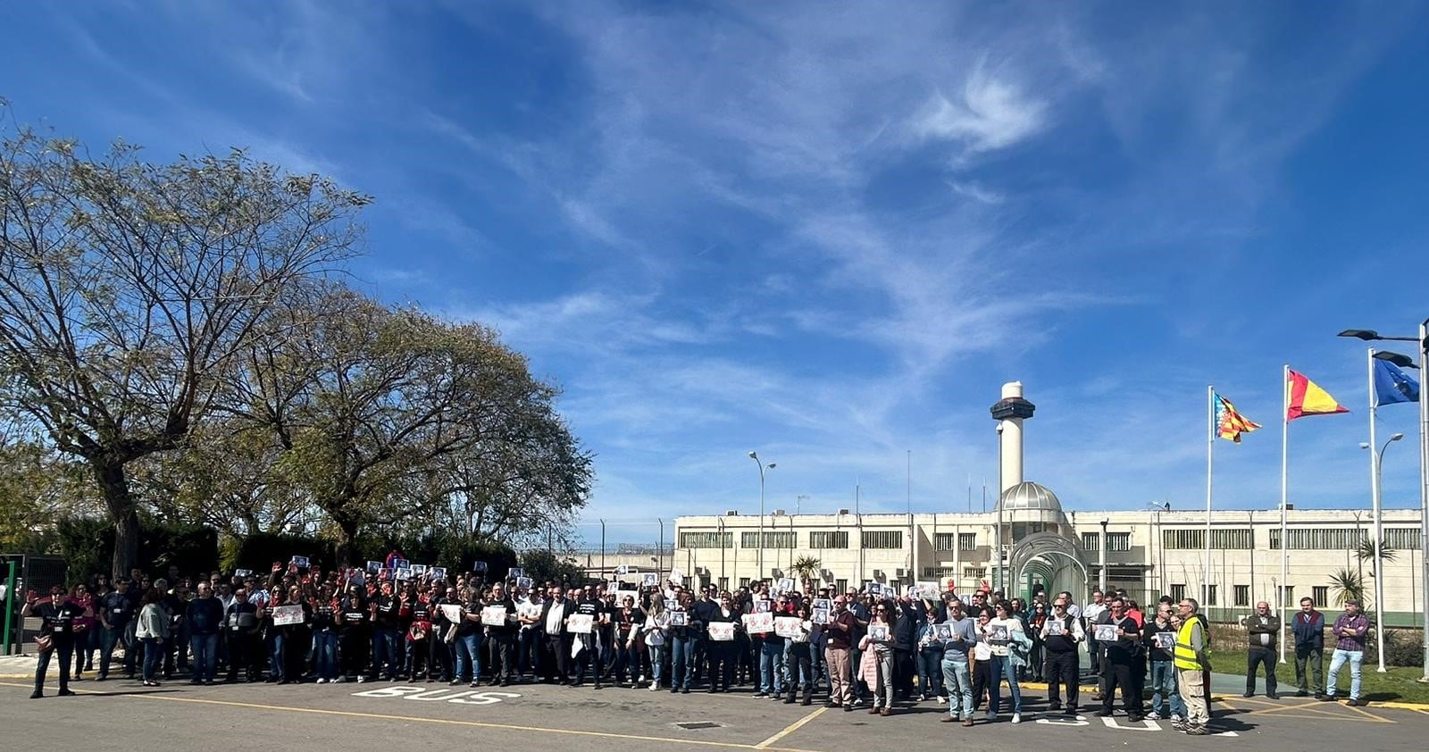 Los trabajadores de la prisión de Picassent reclaman más medidas para evitar incidentes con los presos.