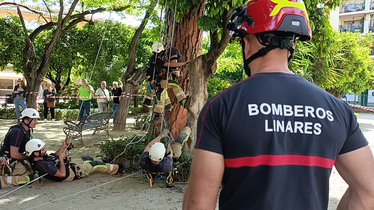 Jornada formativo en rescates en altura de Bomberos Linares