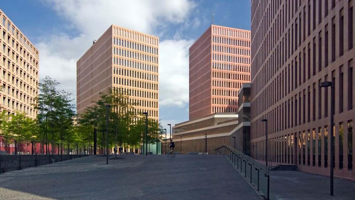 La Justícia imposa per primera vegada la màxima sanció a un jutge per assetjament a una funcionària