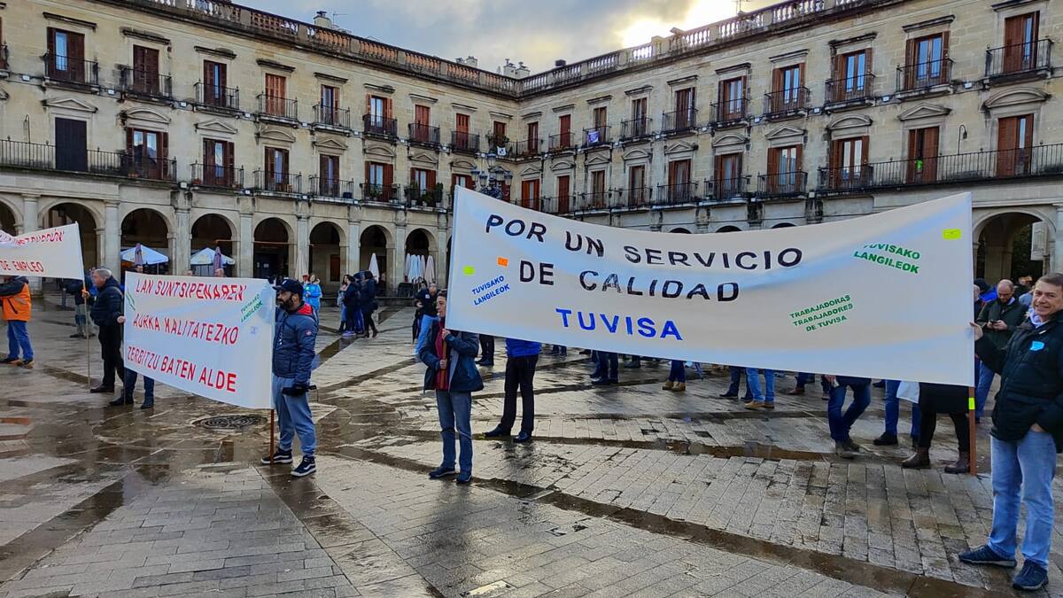 TUVISA ofrece a los conductores negociar más retribuciones si cesan las movilizaciones y desconvocan la huelga indefinida