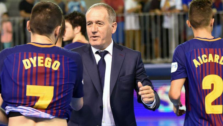 Dyego, Andreu Plaza y Aicardo, miembros de la sección de fútbol sala.