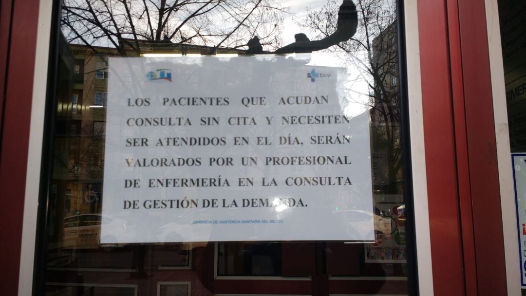 Imagen del cartel que anuncia la disposición del servicio 