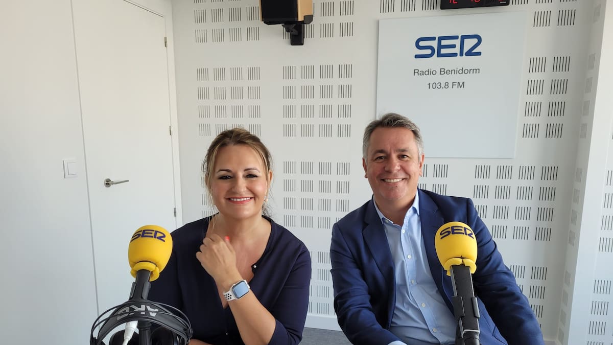 Entrevista a Nuria Montes y Diego Lorente, secretarios generales de HOSBEC y AVE, respectivamente, en Hoy por Hoy Benidorm (08/06/2022)
