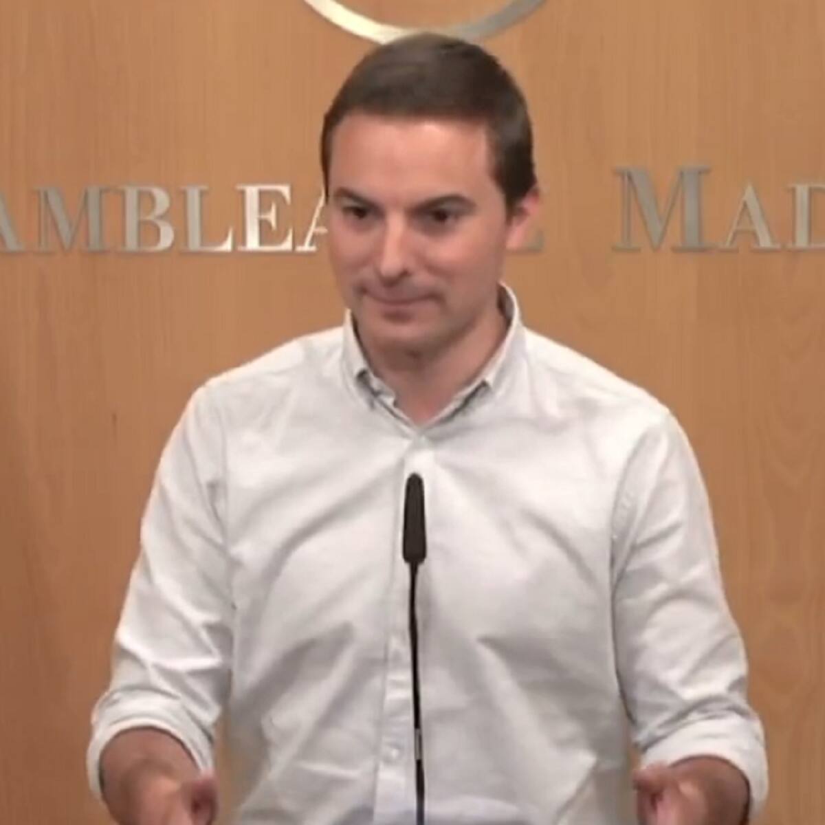 Lobato pide en Leganés a Ayuso rectificar “el disparate” de que enfermeras atiendan a pacientes cuando no haya médicos