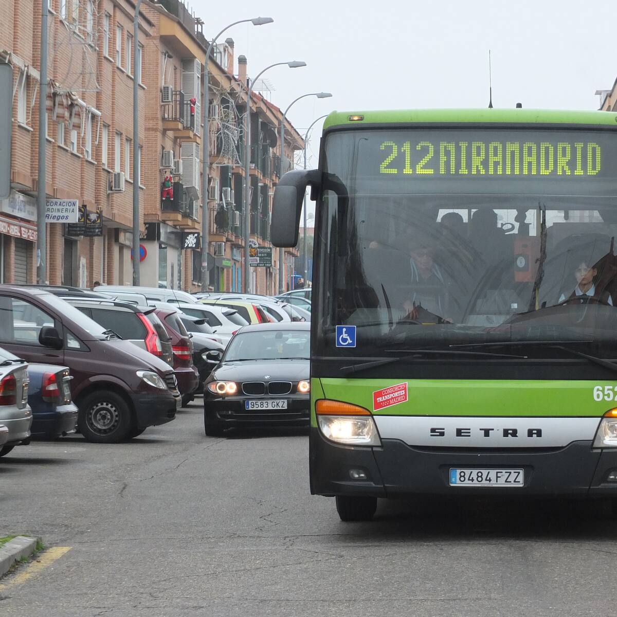 Paracuellos de Jarama reclama un transporte público que responda a su importante crecimiento poblacional