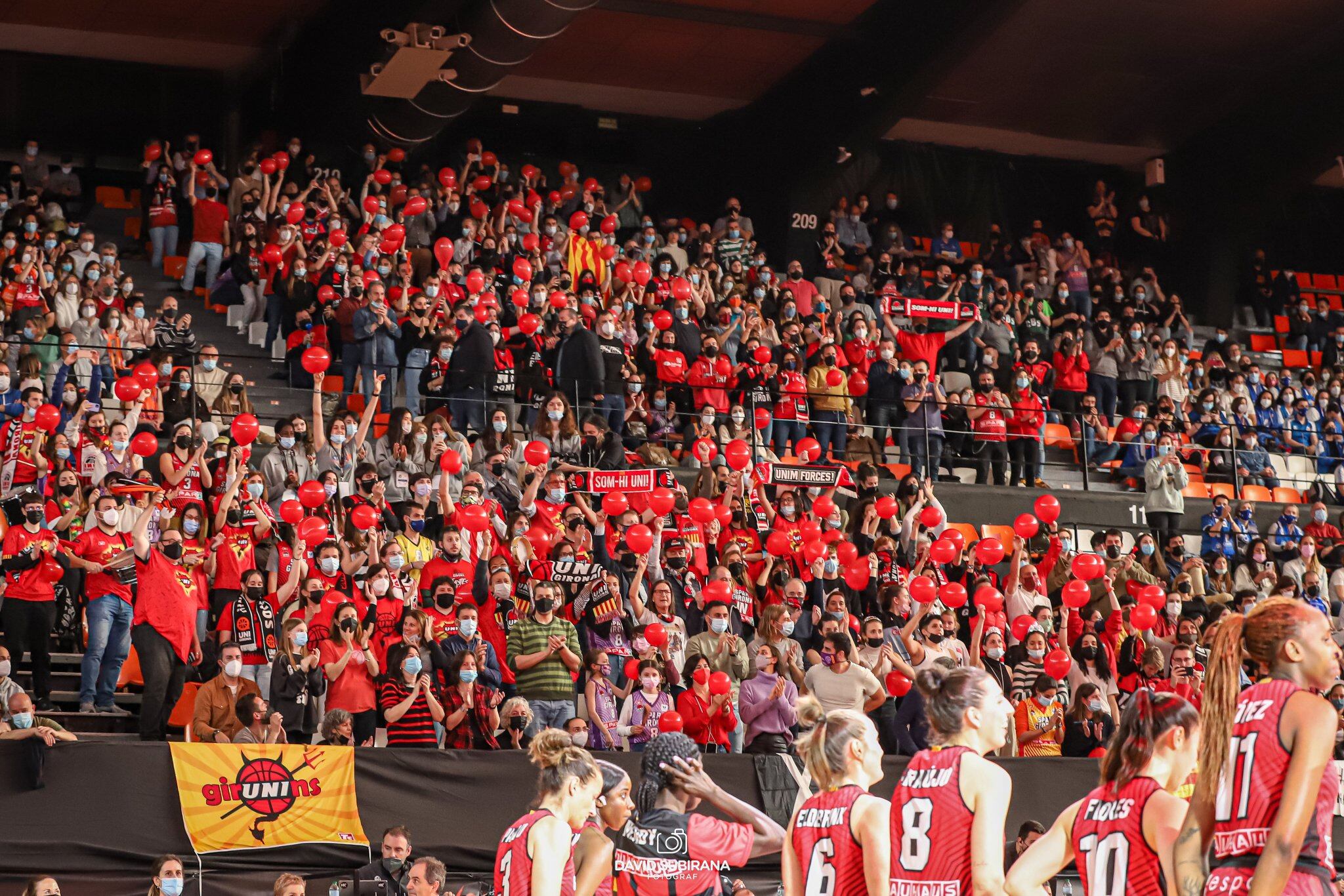 Uni Girona i el seu públic.