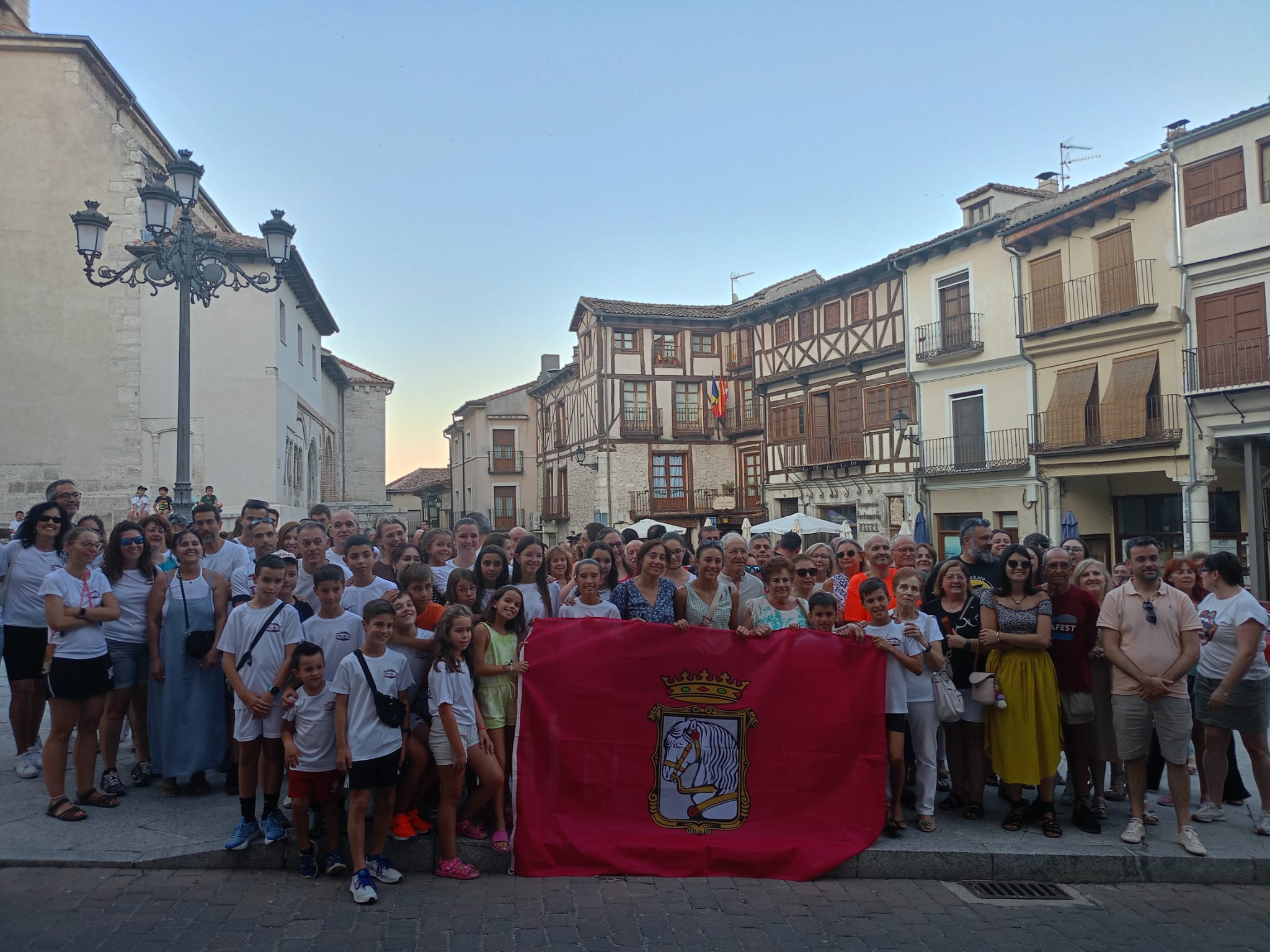 Cuéllar homenajea a Marina Muñoz por sus éxitos deportivos conseguidos en 2024