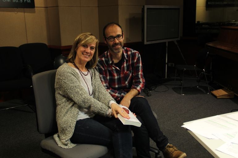 Gemma Nierga y Gabi Martínez en el estudio de Radio Barcelona