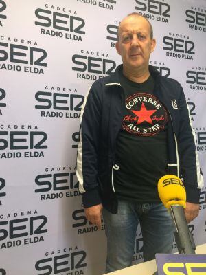 Pedro Civera en su visita a Radio Elda-Cadena SER