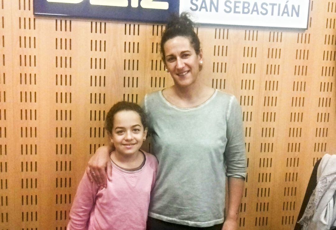 Aixa y Betisa tras la entrevista en `Hoy por Hoy San Sebastián´