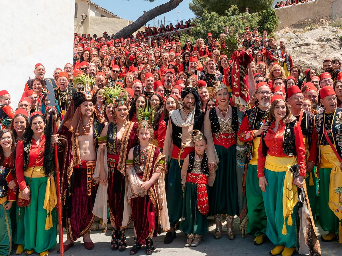 Pepe Rico, presidente comparsa Moros Viejos de Petrer. Premio Radio Elda a la Fiesta