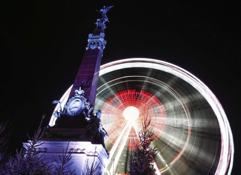 Iluminación de Navidad cerca de la Grand Place de Bruselas, Bélgica, el 23 de diciembre del 2015