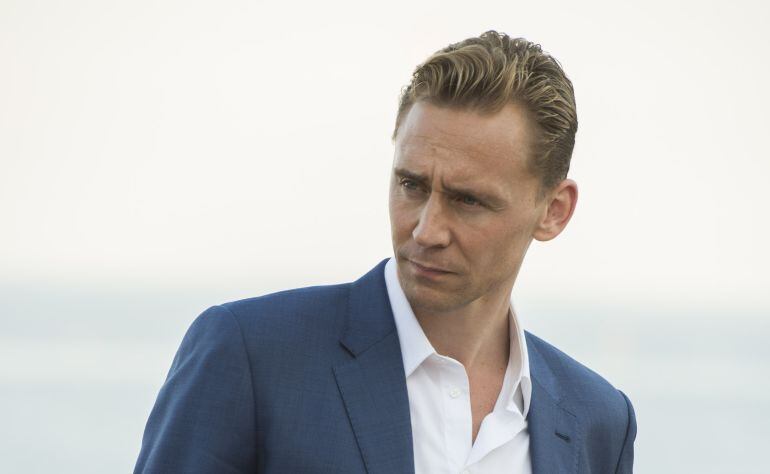 Tom Hiddleston da vida a Jonathan Pine en &#039;El infiltrado&#039; (&#039;The night management&#039;)