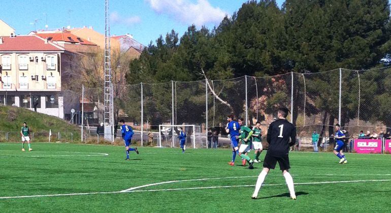 Imagen de un pasado Toledo B-Madridejos en el campo anexo