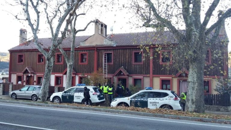 La Guardia Civil registra una vivienda en Valsaín tras la detención de un posible yihadista en Segovia