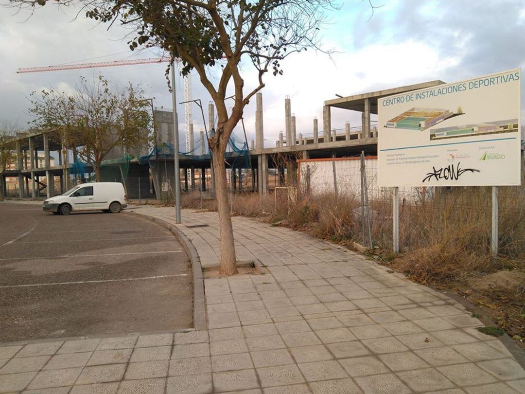 Parcela de la zona de Vista Alegre en la que se proyectó el centro privado de instalaciones deportivas 