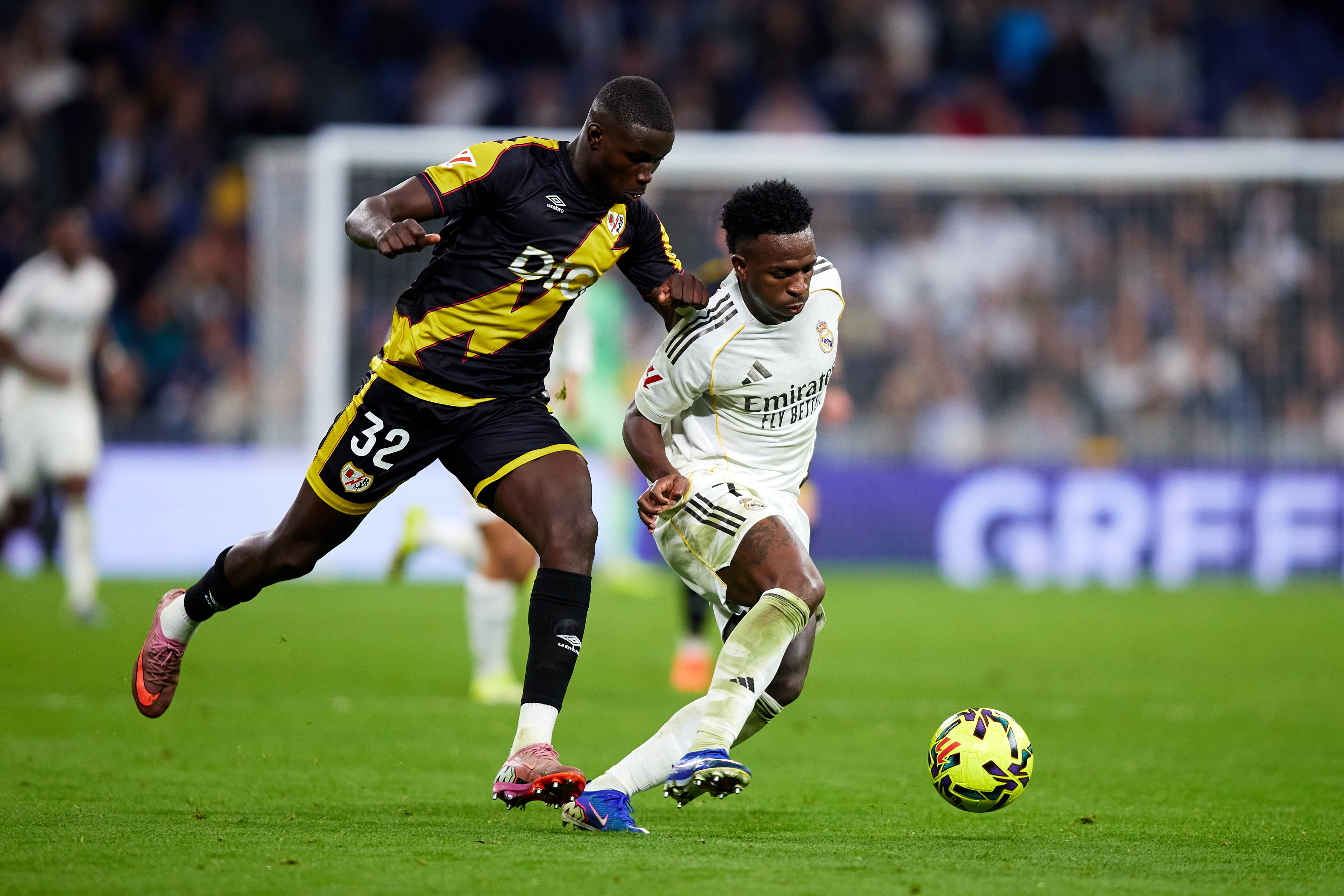 Nobel Mendy y Vinicius Junior