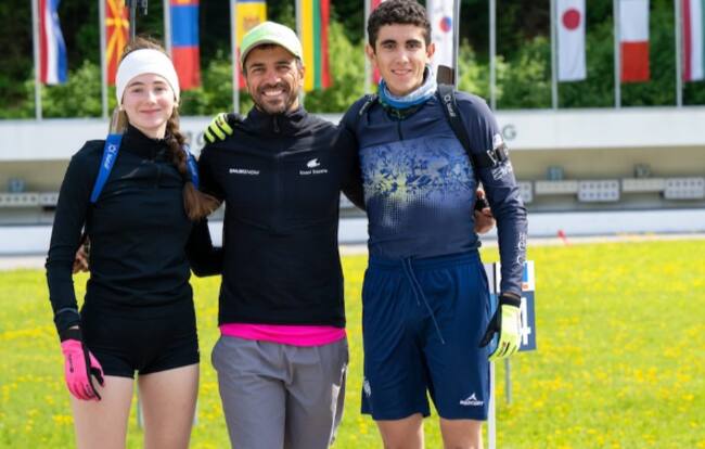 Cristina Lanau y Rodrigo Azabal junto a Carlos Lannes