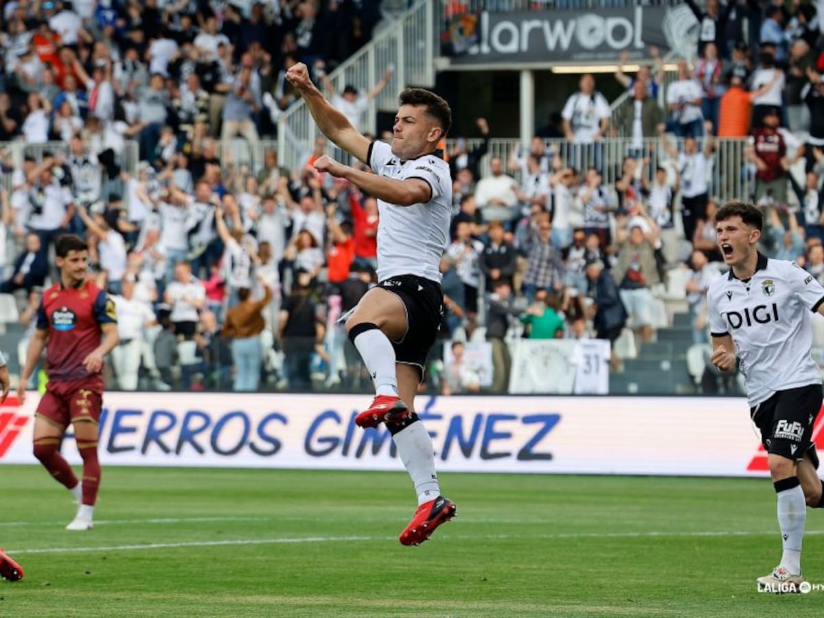 El Burgos deja escapar vivo al Deportivo (1-1)