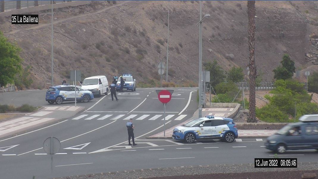 Choca con 23 vehículos y se da a la fuga en Las Palmas de Gran Canaria