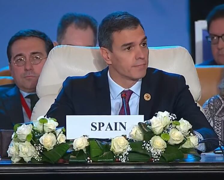 Pedro Sánchez durante la Cumbre de la paz en El Cairo.