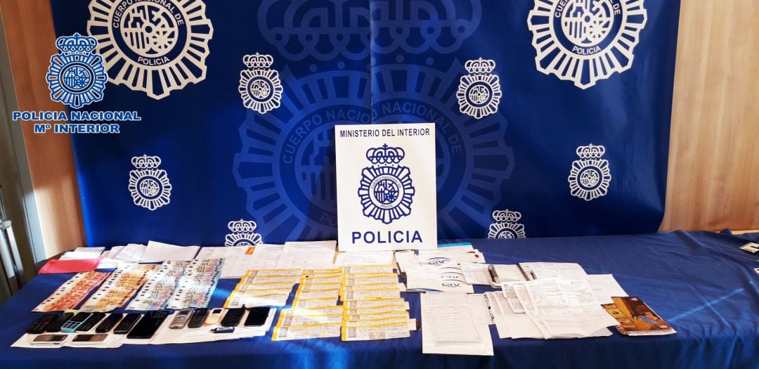 Material incautado en el registro del domicilio de la detenida