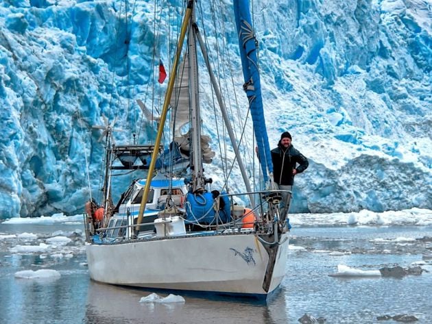 Con el barco Archibald en la Antártida