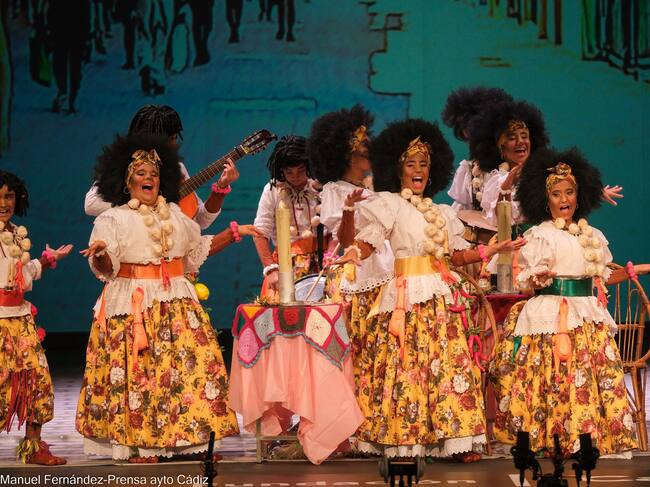 Actuación de la chirigota infantil Las Santitas